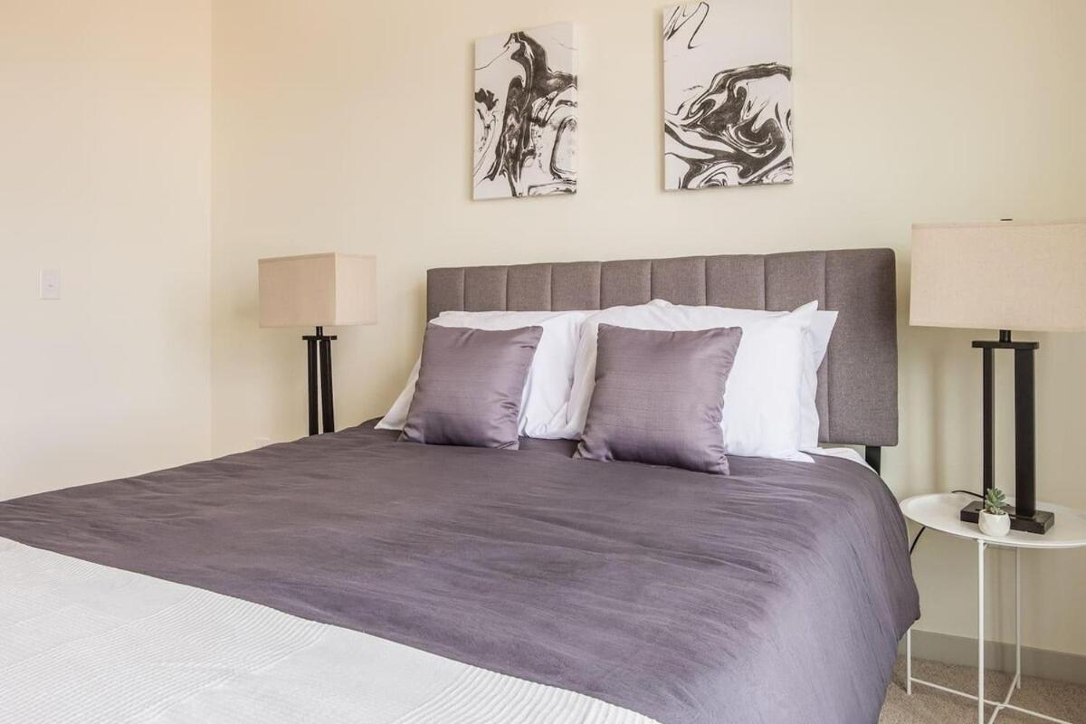 Two Stunning Nulu Cozysuites Apartment
