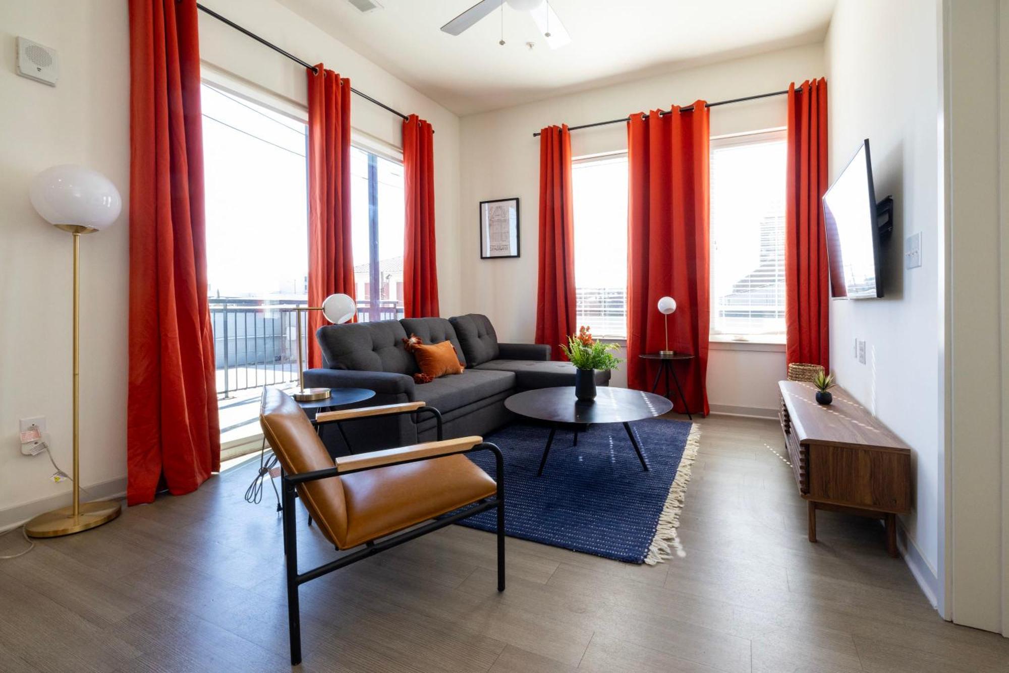 Two Stunning Nulu Cozysuites Apartment Louisville